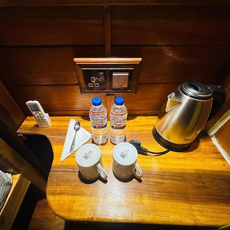 Woodholic Homestay 시기리야 외부 사진