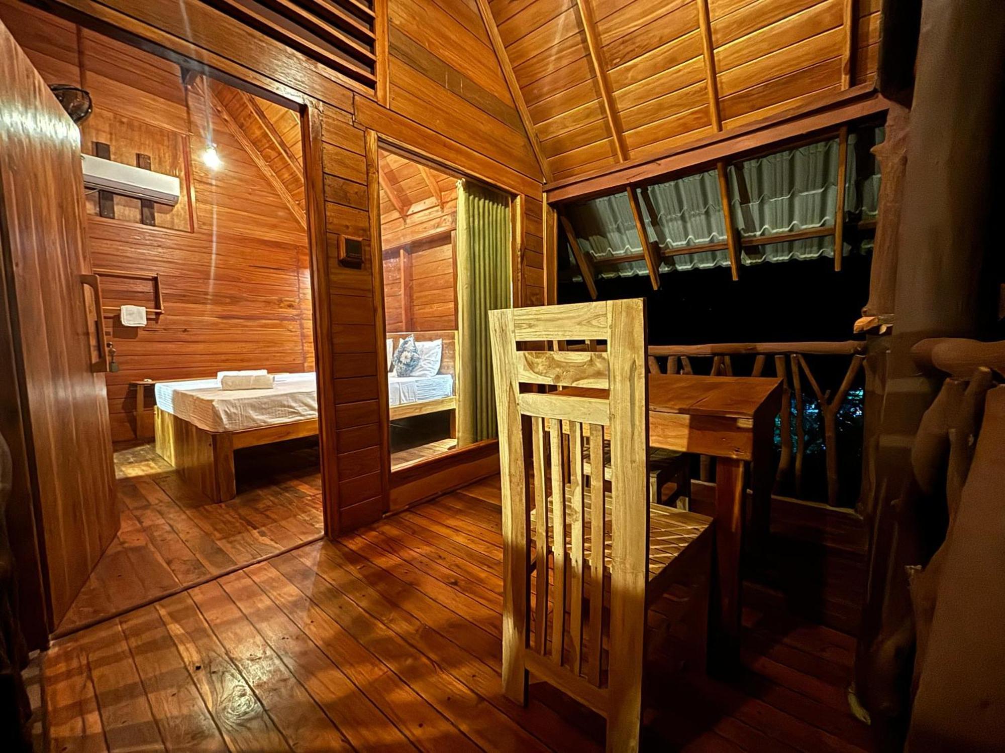 Woodholic Homestay 시기리야 외부 사진