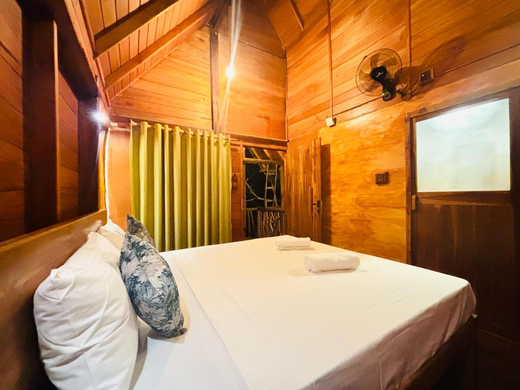 Woodholic Homestay 시기리야 외부 사진